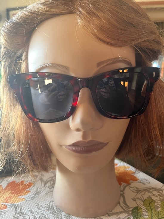 Jade Black Women\'s Tortoiseshell Sunglasses - Classic Frame main image 12